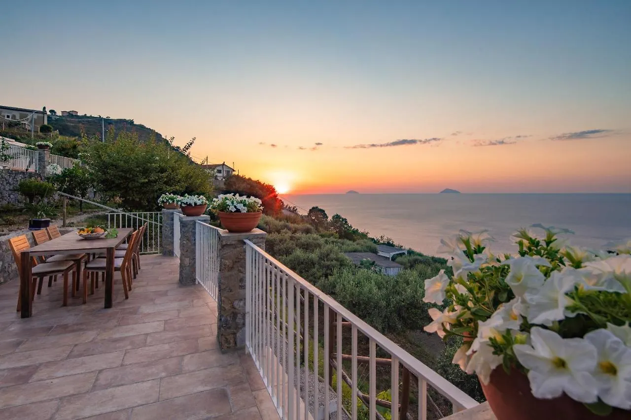 *** Bed & Breakfast Just Be Bed and Breakfast Piraino Italië