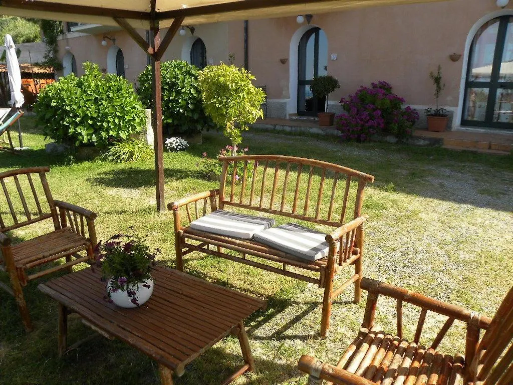 Bed and Breakfast Just be&b Piraino Frühstückspension