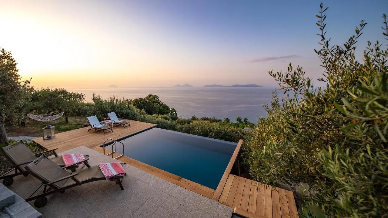 Just Be Bed & Breakfast Piraino 3*,